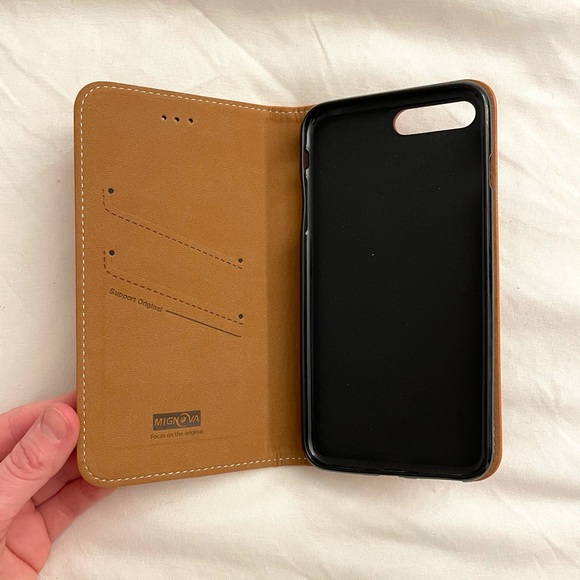 Phone case - Picture 2 of 3